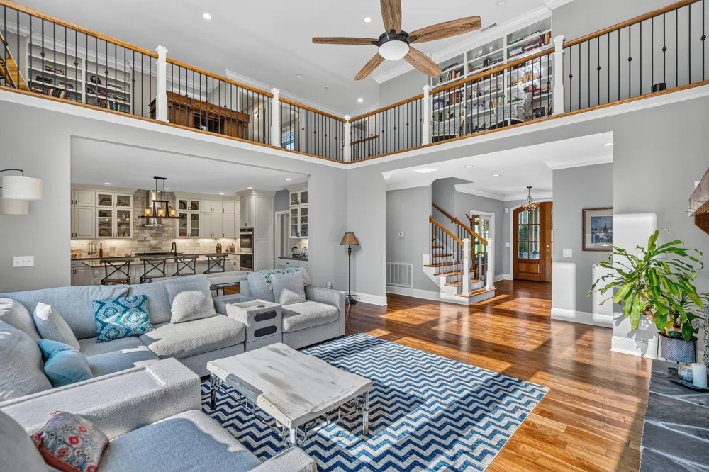 946 Highgate Point Soddy Daisy, TN 37379