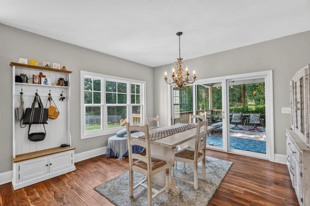946 Highgate Point Soddy Daisy, TN 37379