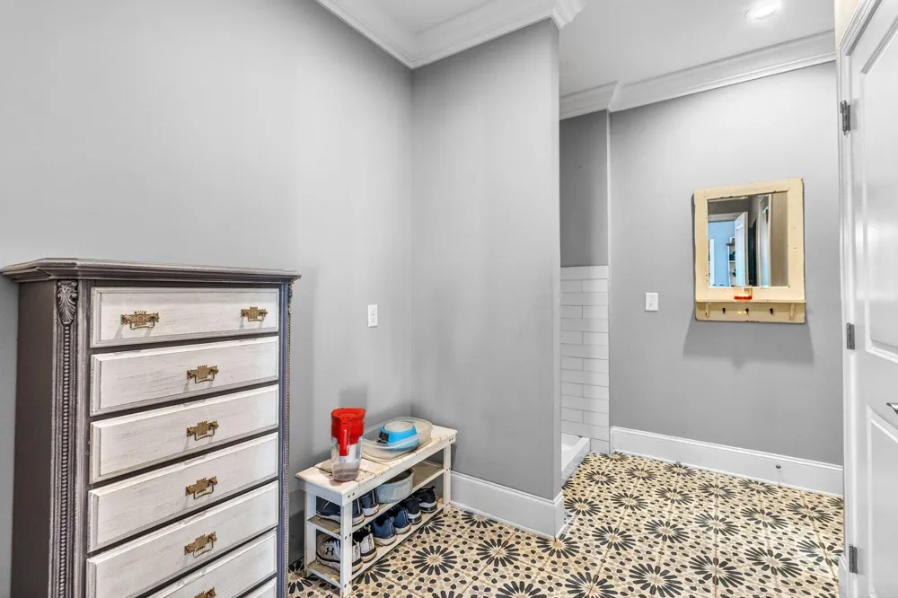 946 Highgate Point Soddy Daisy, TN 37379