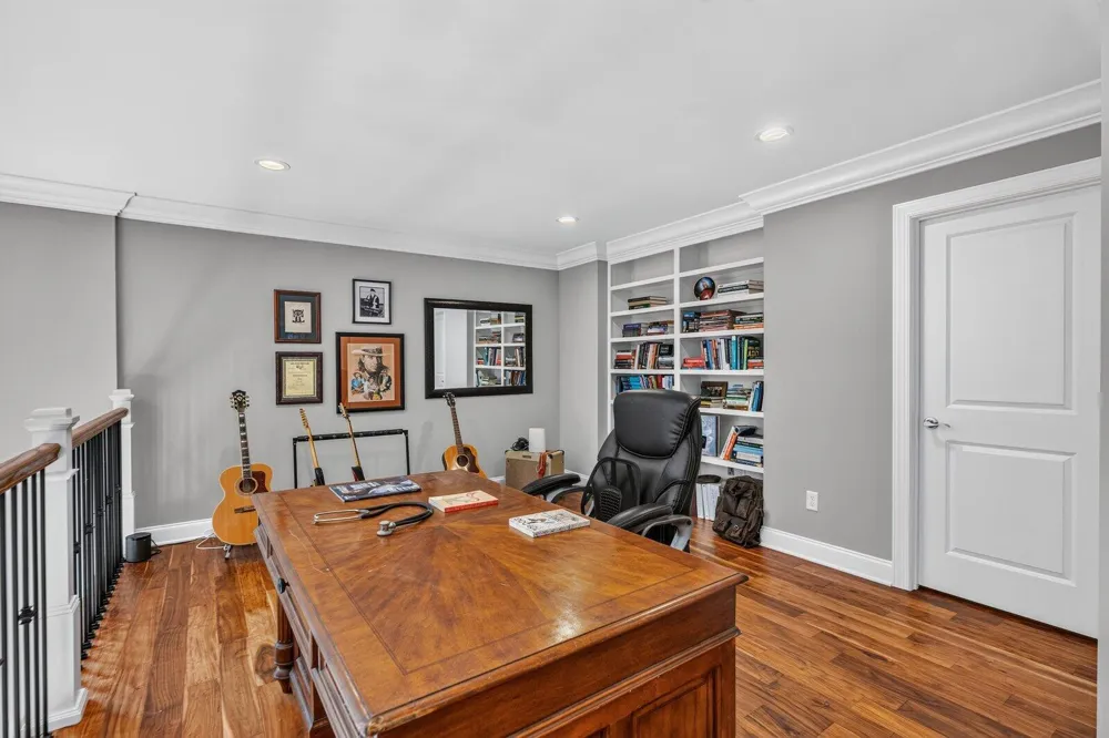 946 Highgate Point Soddy Daisy, TN 37379