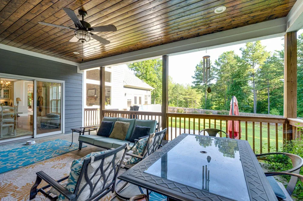 946 Highgate Point Soddy Daisy, TN 37379