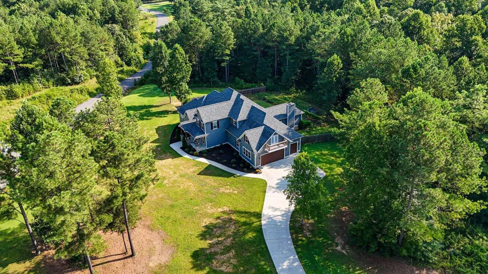 946 Highgate Point Soddy Daisy, TN 37379