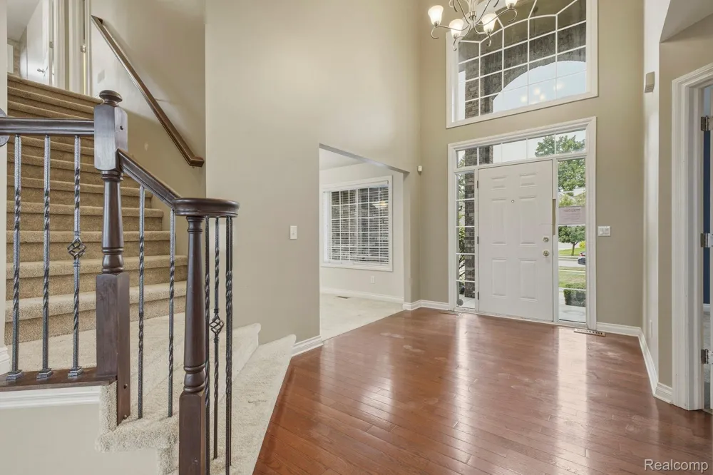 39710 W Offshore Drive Harrison Charter Township, MI 48045