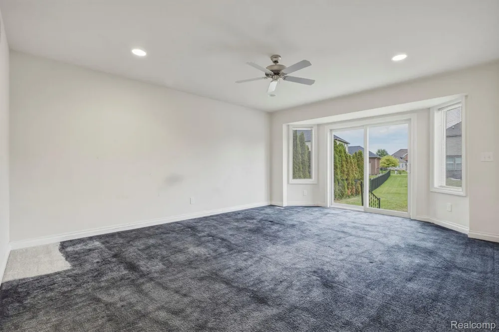 39710 W Offshore Drive Harrison Charter Township, MI 48045