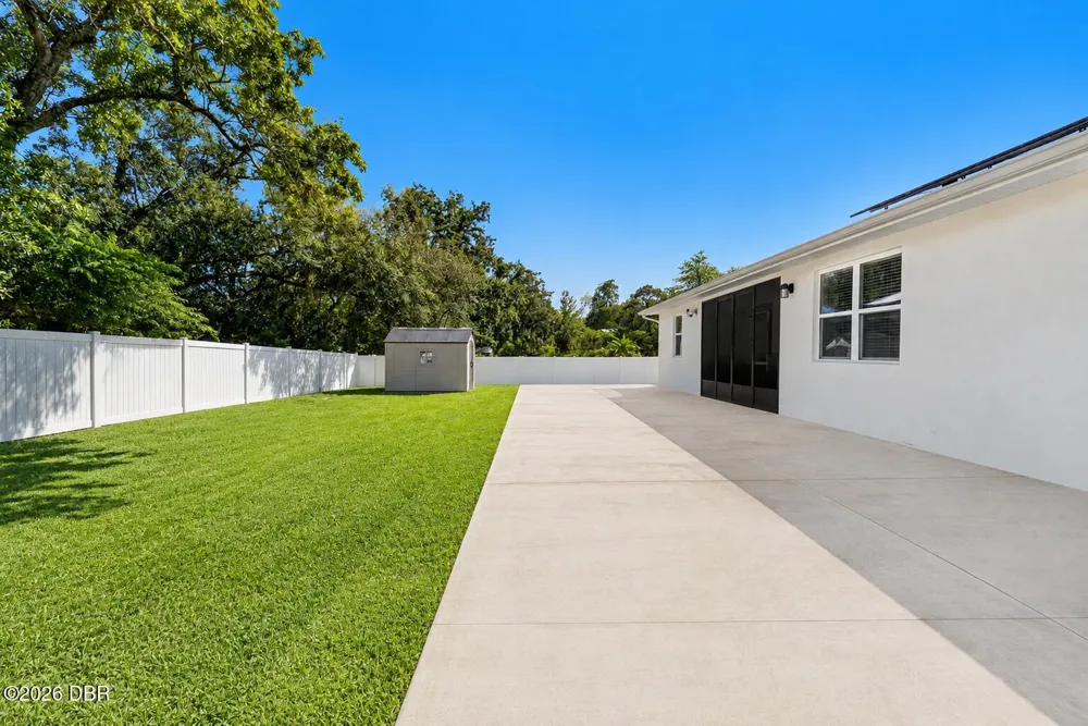 3016 Fayson Circle Deltona, FL 32738