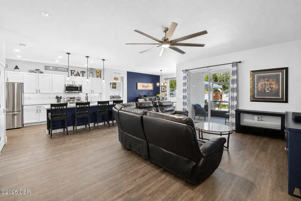 3016 Fayson Circle Deltona, FL 32738