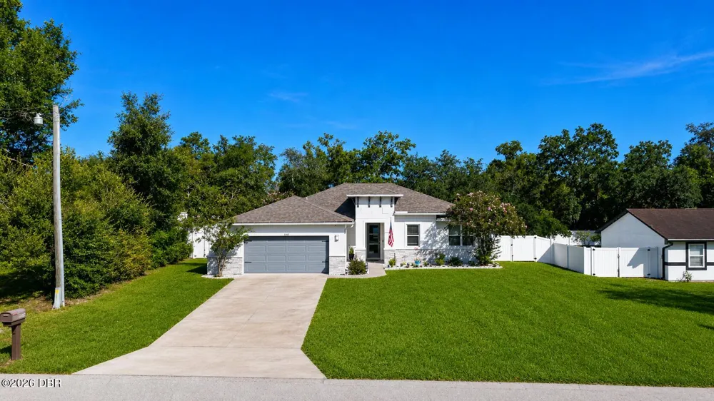 3016 Fayson Circle Deltona, FL 32738