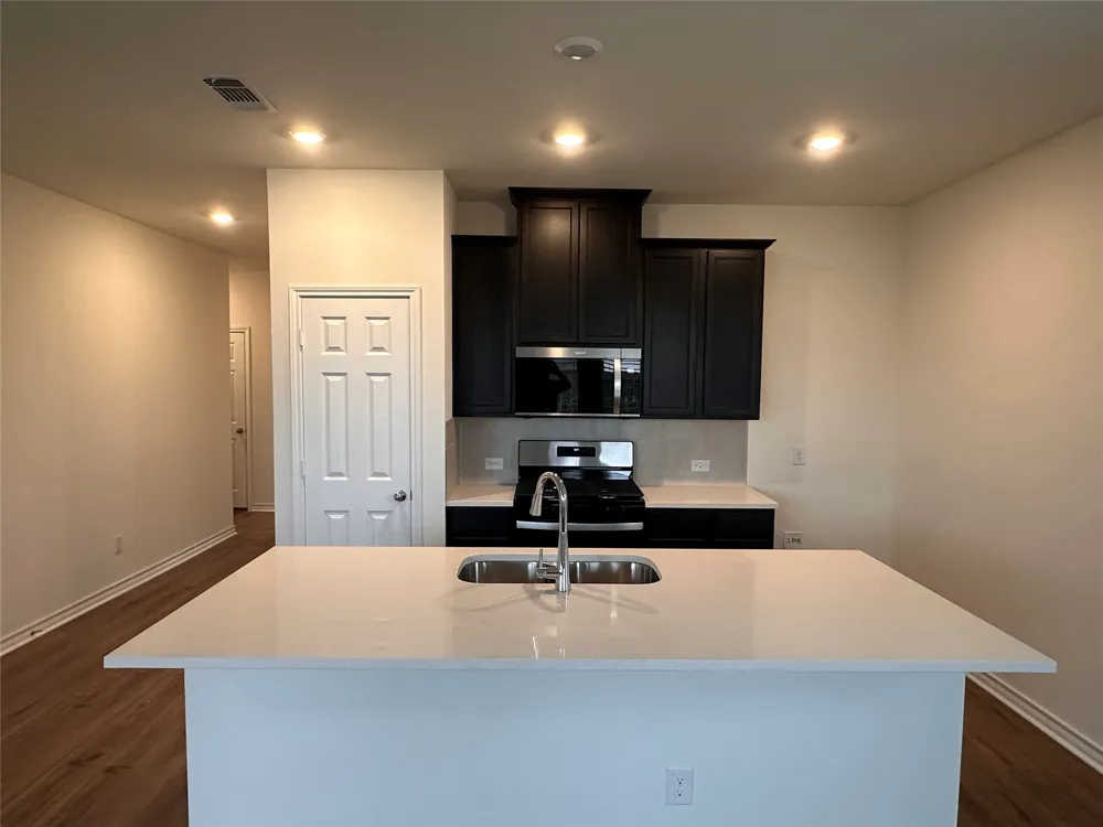 663 Saxony Drive Princeton, TX 75407