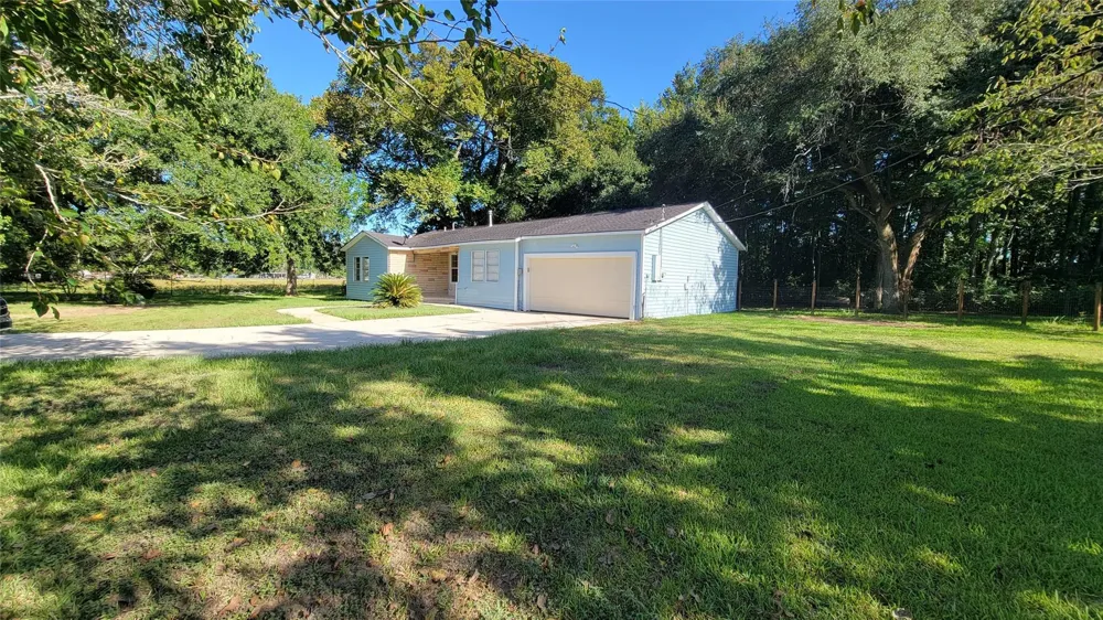 3 Lovers Lane #1409 Dayton, TX 77535