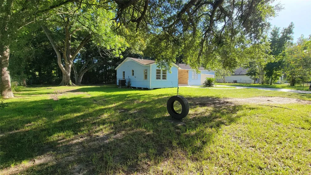 3 Lovers Lane #1409 Dayton, TX 77535