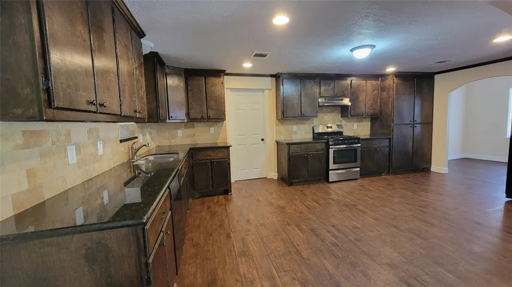 3 Lovers Lane #1409 Dayton, TX 77535