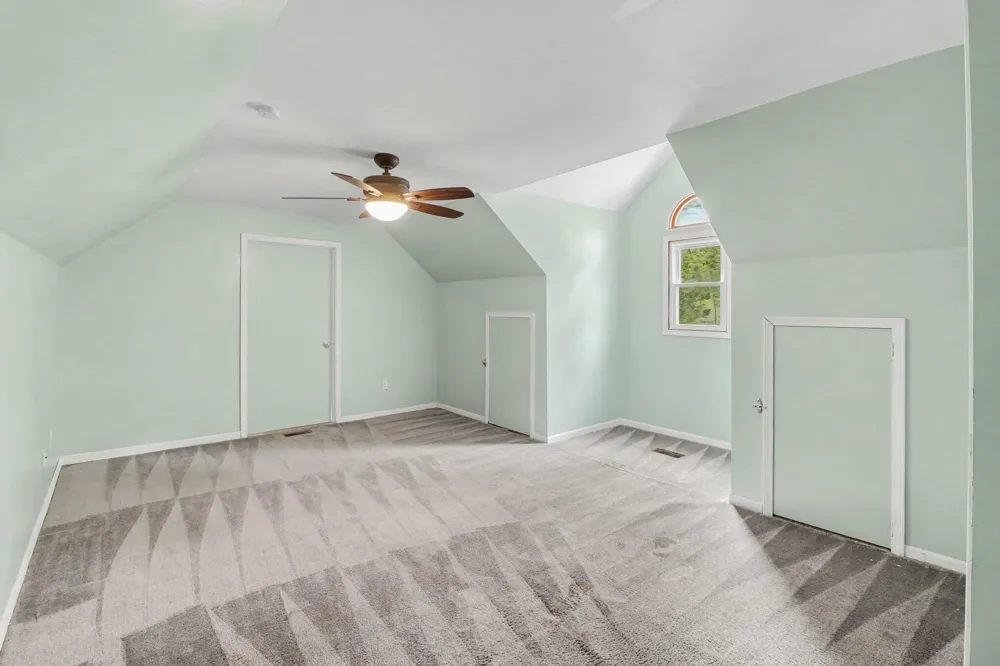 11991 Portage Lake Avenue Pinckney, MI 48169