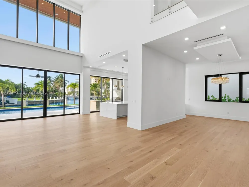 2 Sunset Ln Lauderdale By The Sea, FL 33062