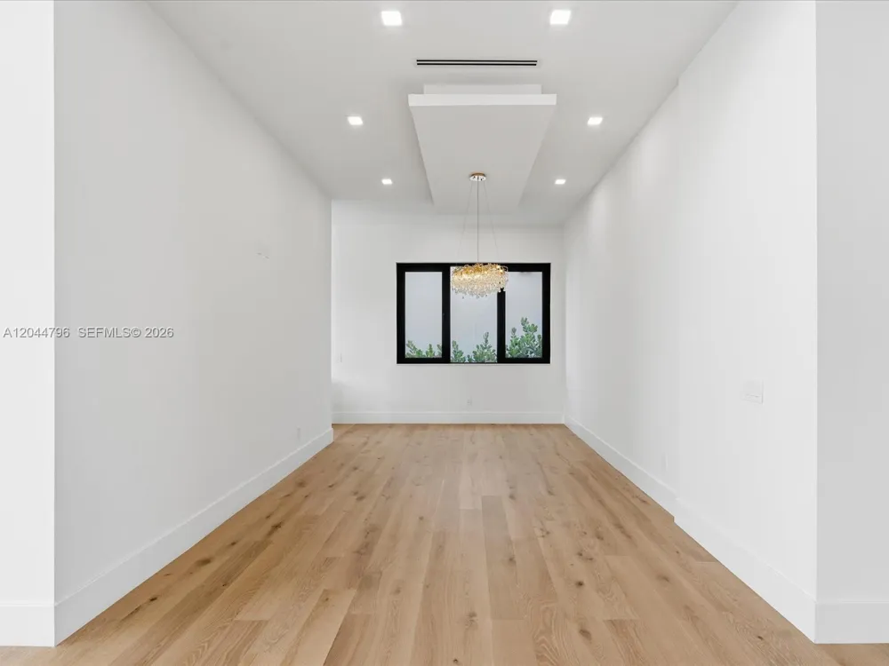 2 Sunset Ln Lauderdale By The Sea, FL 33062
