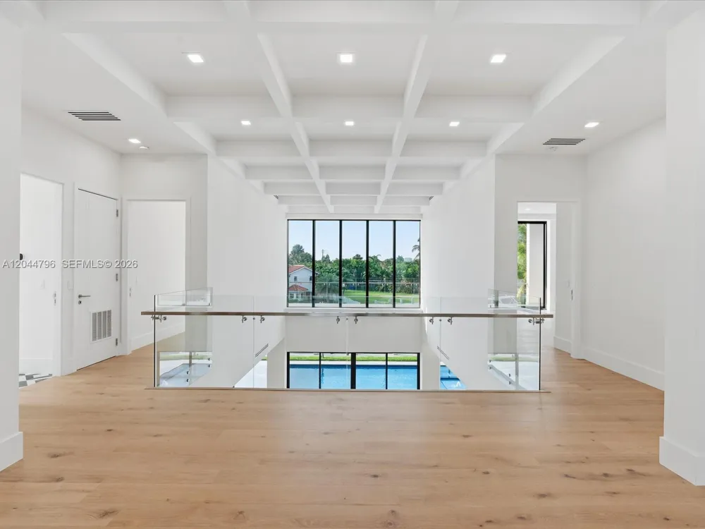 2 Sunset Ln Lauderdale By The Sea, FL 33062