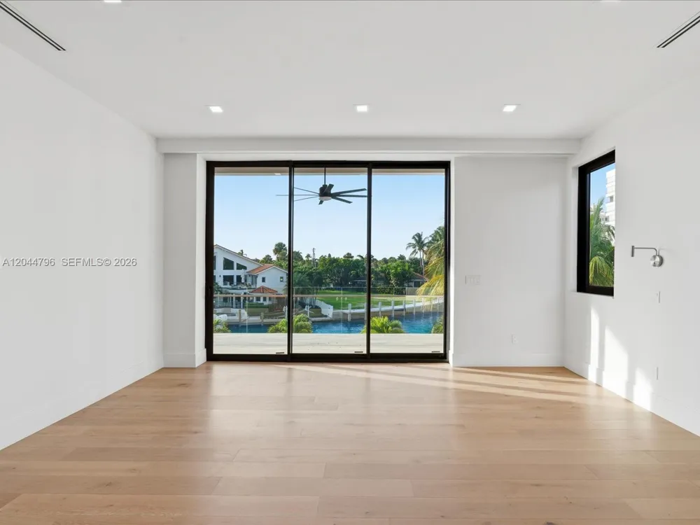 2 Sunset Ln Lauderdale By The Sea, FL 33062