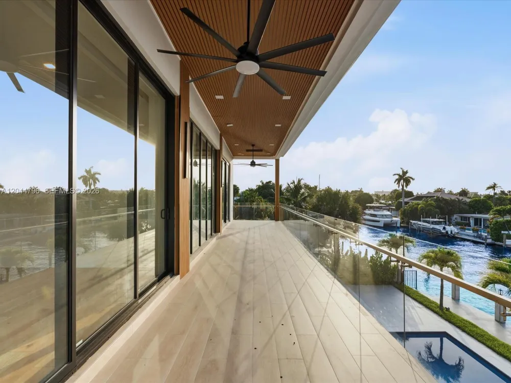 2 Sunset Ln Lauderdale By The Sea, FL 33062