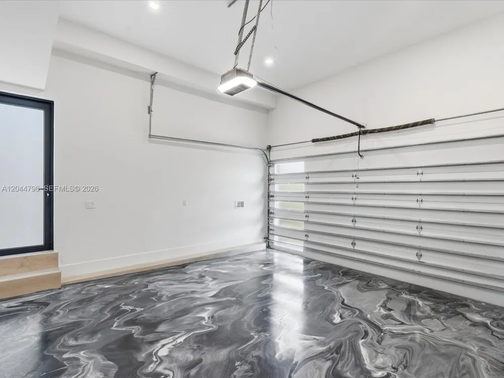 2 Sunset Ln Lauderdale By The Sea, FL 33062