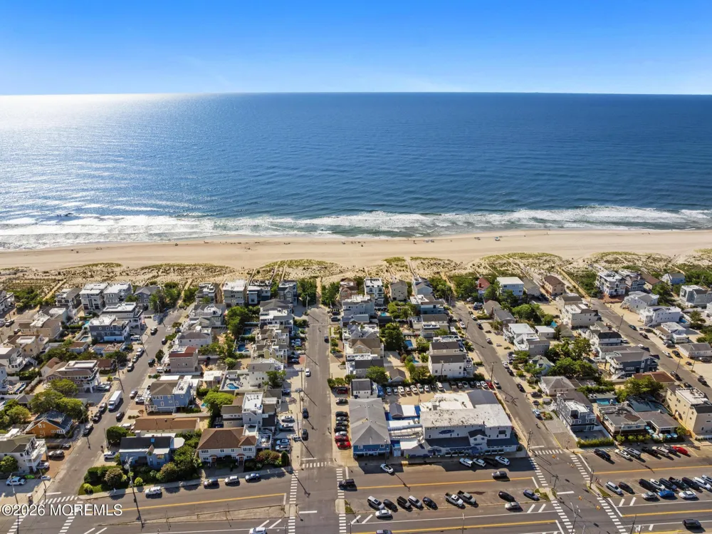 16 9th Street Surf City, NJ 08008