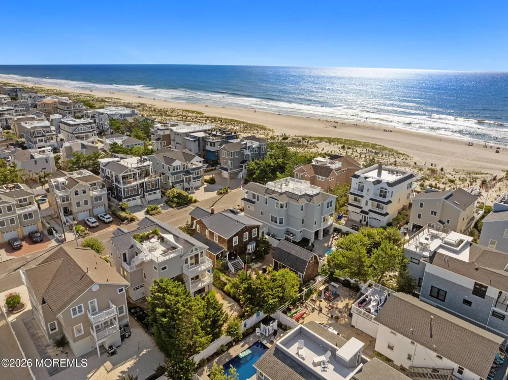 16 9th Street Surf City, NJ 08008