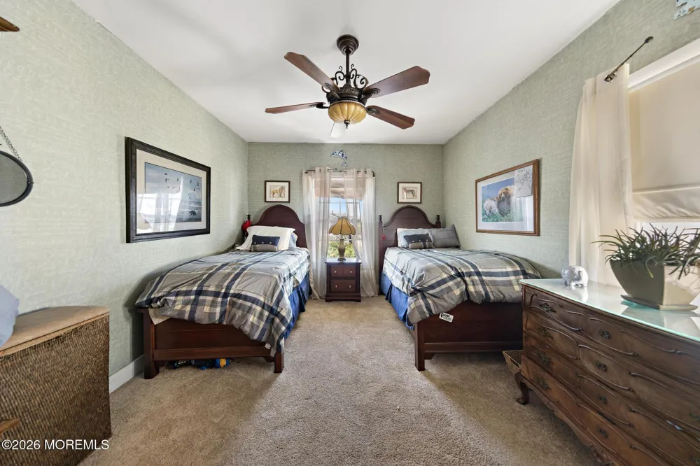 16 9th Street Surf City, NJ 08008