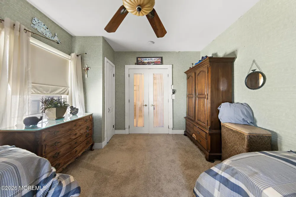 16 9th Street Surf City, NJ 08008