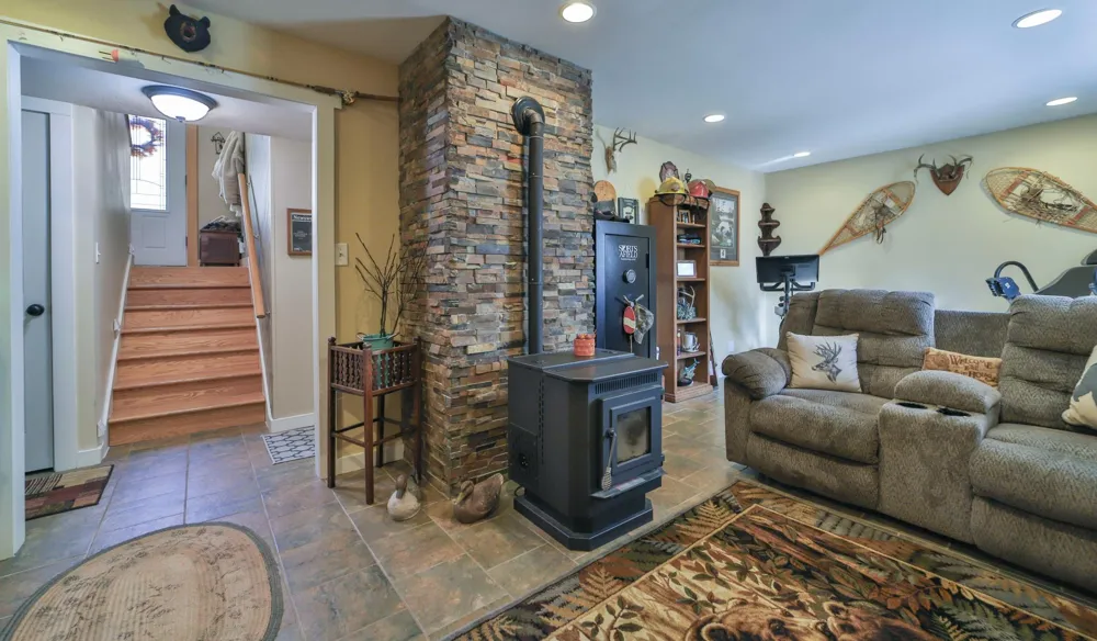 15184 Damsgaard Road NE Deerwood, MN 56444