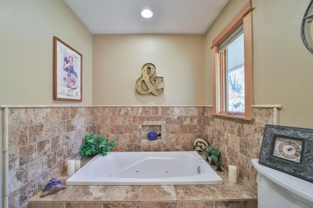 15184 Damsgaard Road NE Deerwood, MN 56444