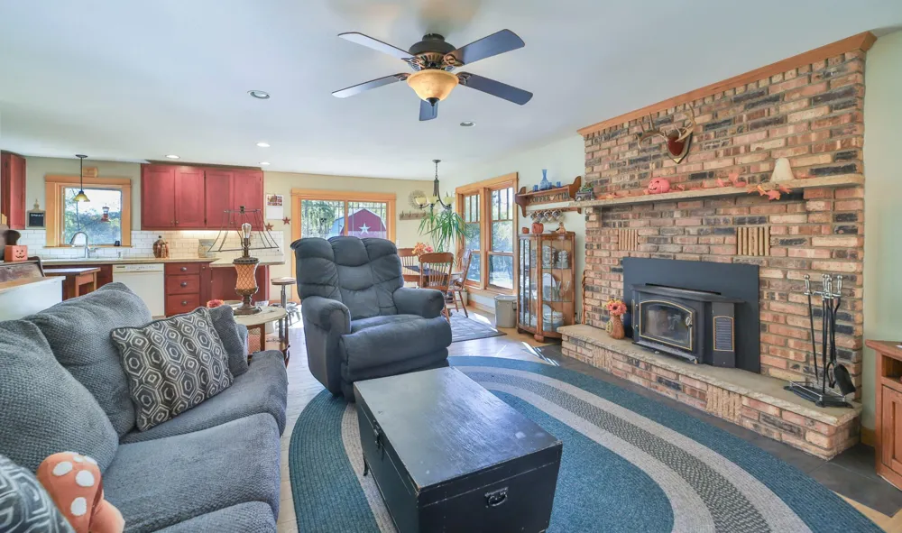 15184 Damsgaard Road NE Deerwood, MN 56444