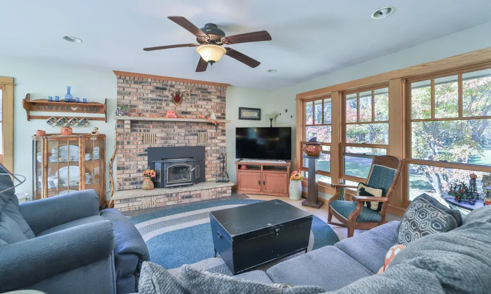 15184 Damsgaard Road NE Deerwood, MN 56444