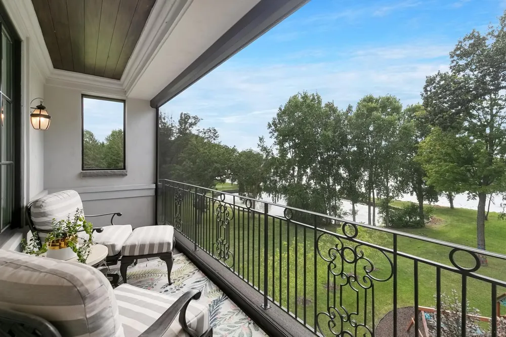 1535 Bohns Point Road Orono, MN 55391