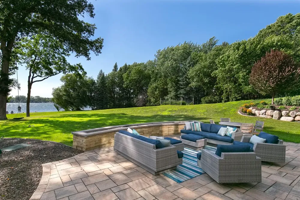 1535 Bohns Point Road Orono, MN 55391