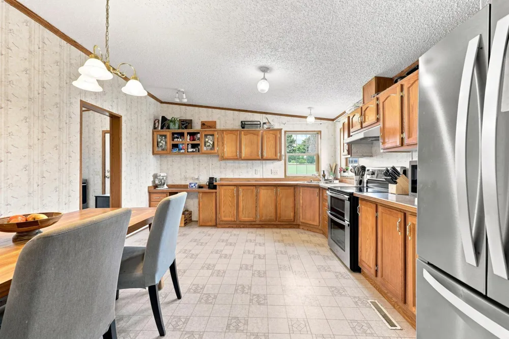 25404 Broadway Avenue Detroit Lakes, MN 56501