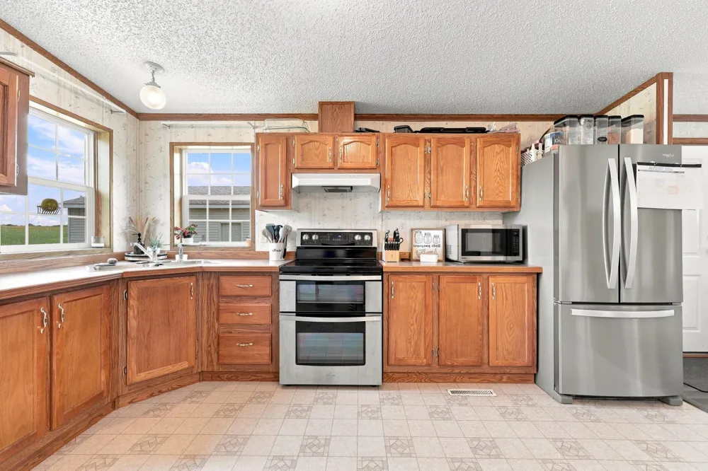 25404 Broadway Avenue Detroit Lakes, MN 56501
