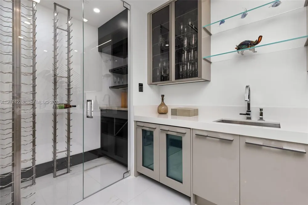 2519 Lucille Dr Fort Lauderdale, FL 33316