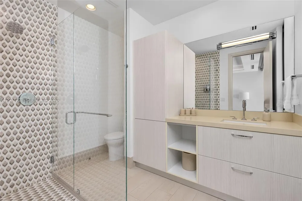 2519 Lucille Dr Fort Lauderdale, FL 33316