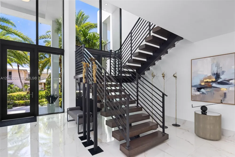 2519 Lucille Dr Fort Lauderdale, FL 33316