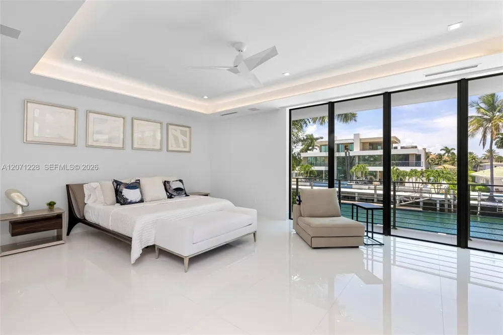 2519 Lucille Dr Fort Lauderdale, FL 33316
