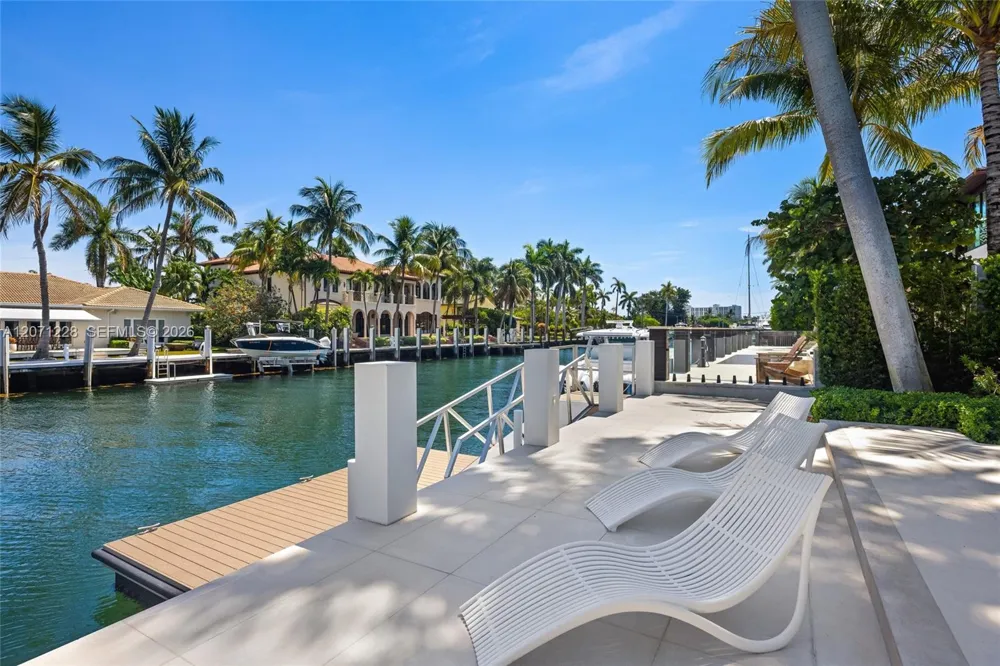 2519 Lucille Dr Fort Lauderdale, FL 33316