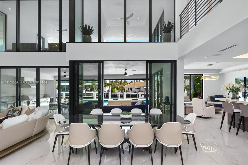 2519 Lucille Dr Fort Lauderdale, FL 33316