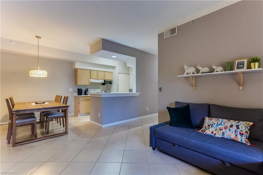 4670 Saint Croix Lane #626 Naples, FL 34109