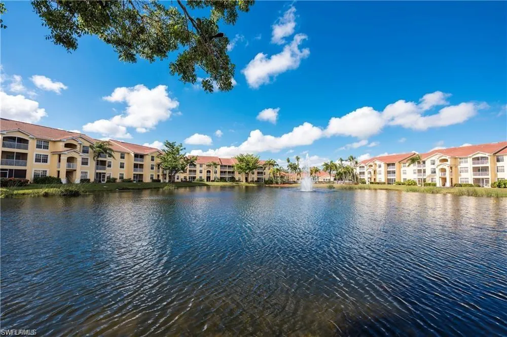 4670 Saint Croix Lane #626 Naples, FL 34109