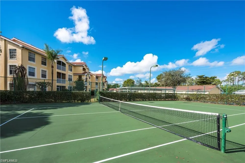 4670 Saint Croix Lane #626 Naples, FL 34109