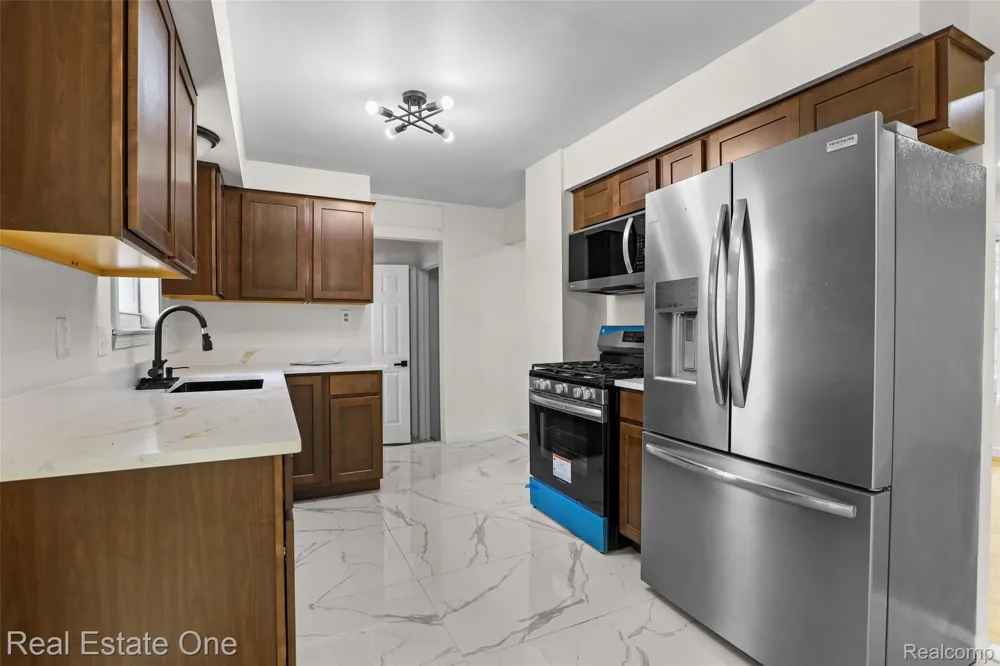 342 Melvin Street River Rouge City, MI 48218