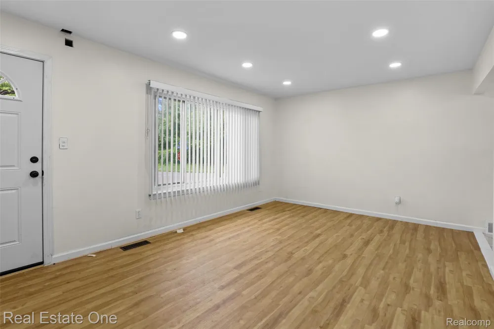 342 Melvin Street River Rouge City, MI 48218