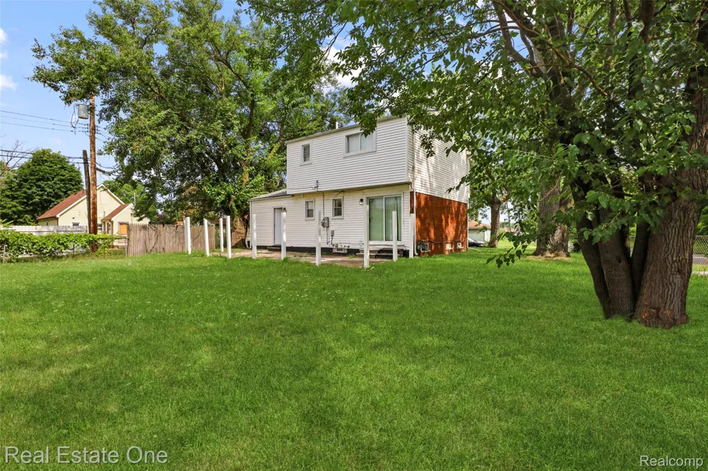342 Melvin Street River Rouge City, MI 48218