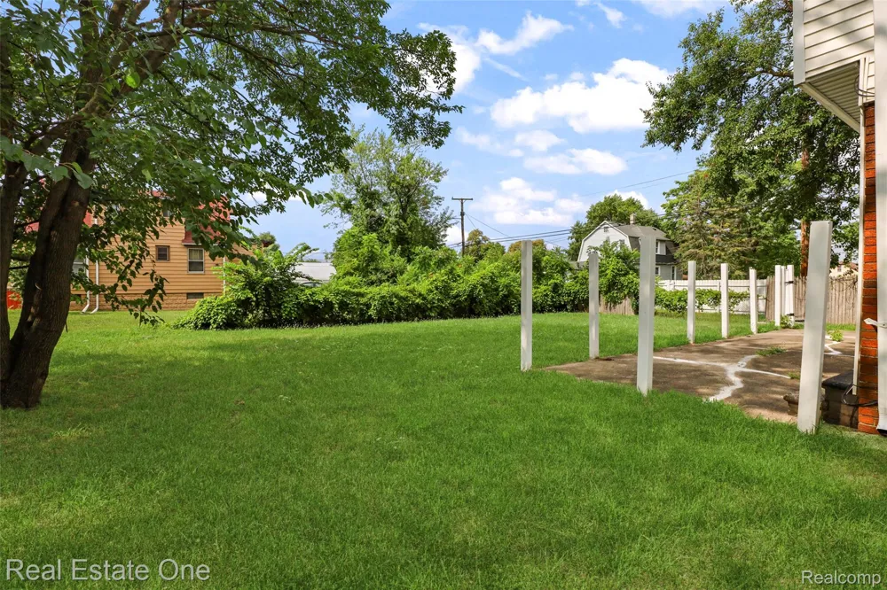 342 Melvin Street River Rouge City, MI 48218