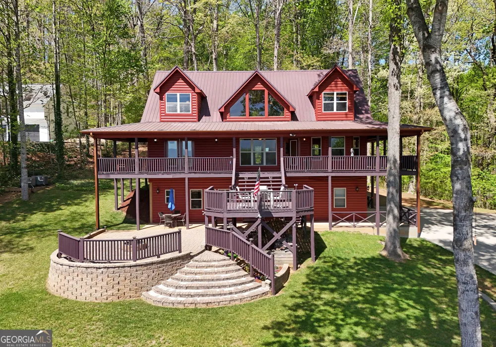1929 Lakeview Summit DR Young Harris, GA 30582