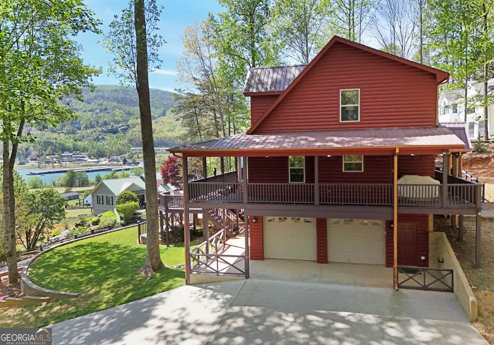 1929 Lakeview Summit DR Young Harris, GA 30582