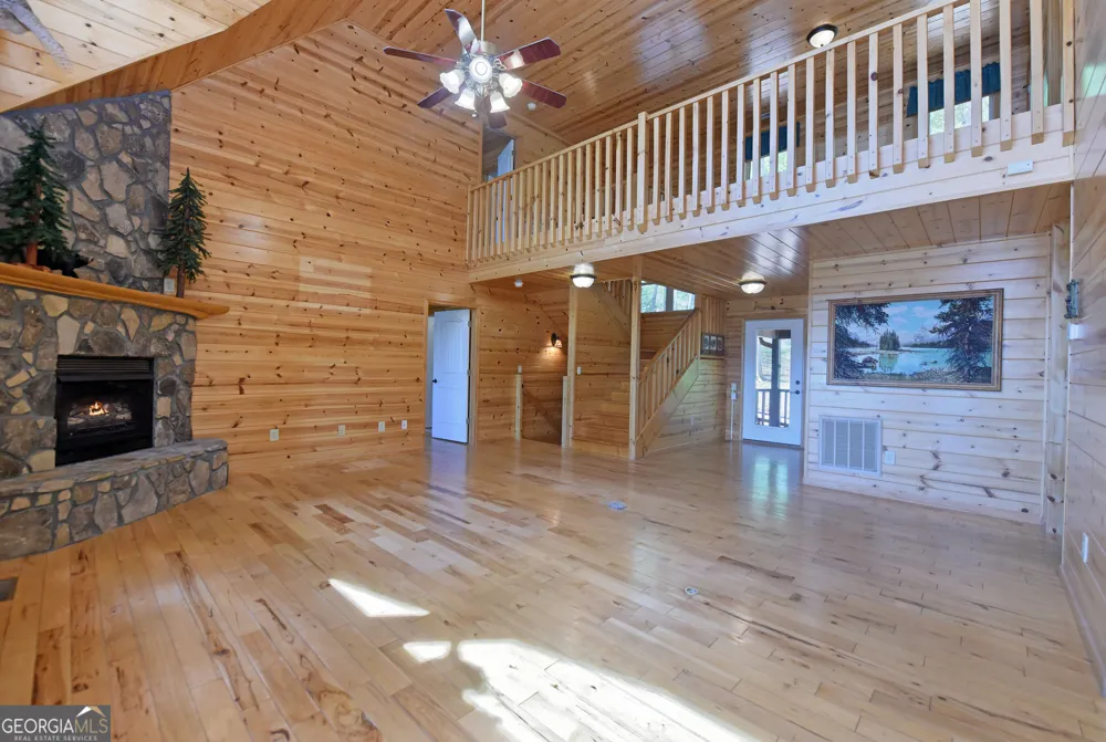 1929 Lakeview Summit DR Young Harris, GA 30582